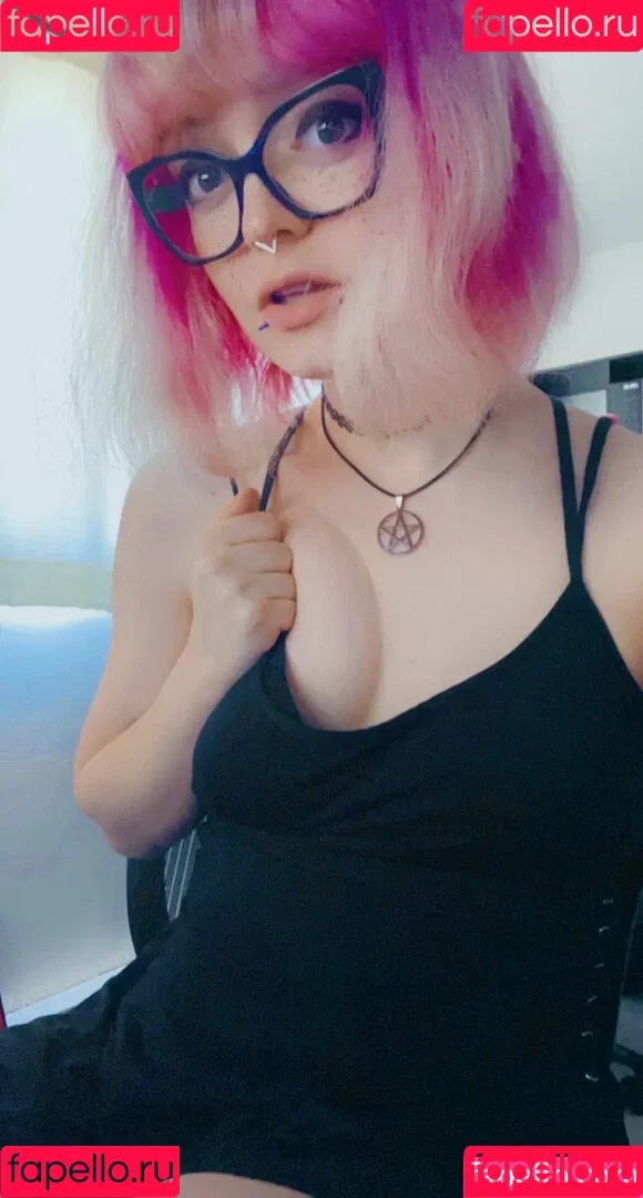 Ninehydras Onlyfans Photo Gallery 