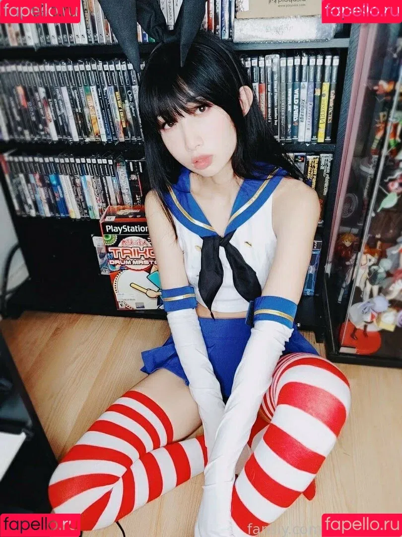 MikanCos Onlyfans Photo Gallery 