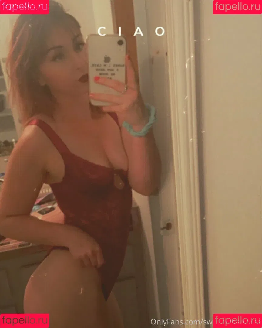 swallowpeaches Onlyfans Photo Gallery 