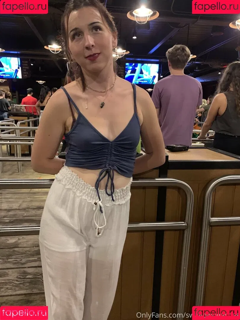 swallowpeaches Onlyfans Photo Gallery 