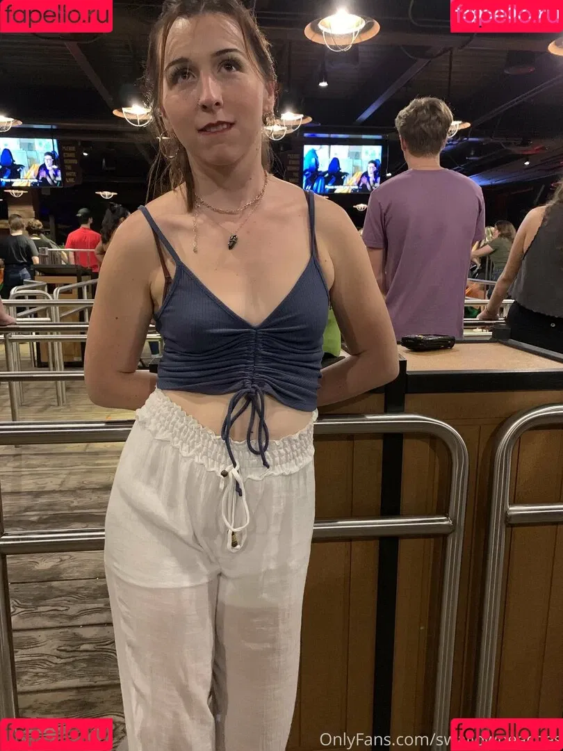 swallowpeaches Onlyfans Photo Gallery 