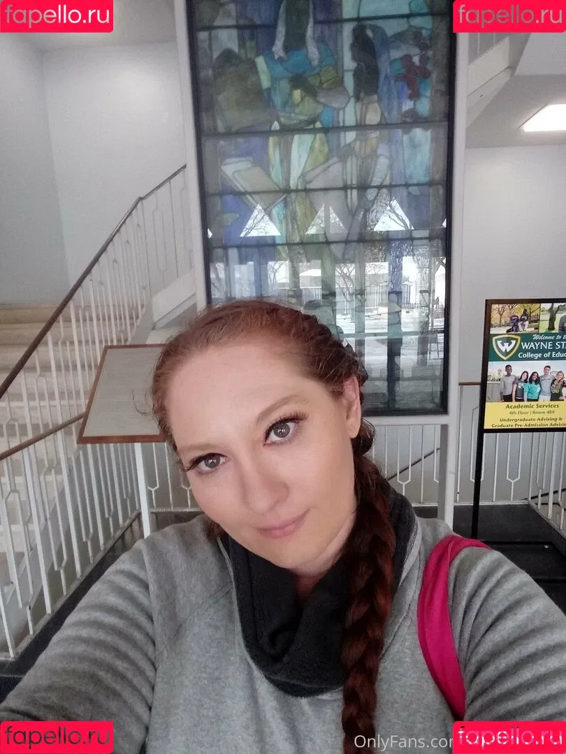 myliemoore Onlyfans Photo Gallery 