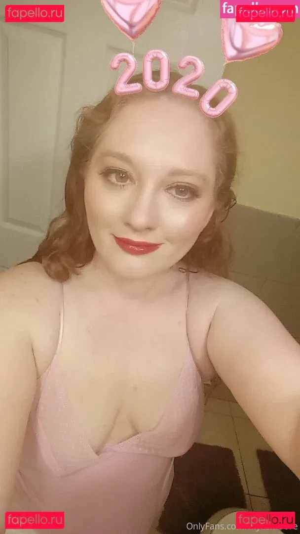 myliemoore Onlyfans Photo Gallery 