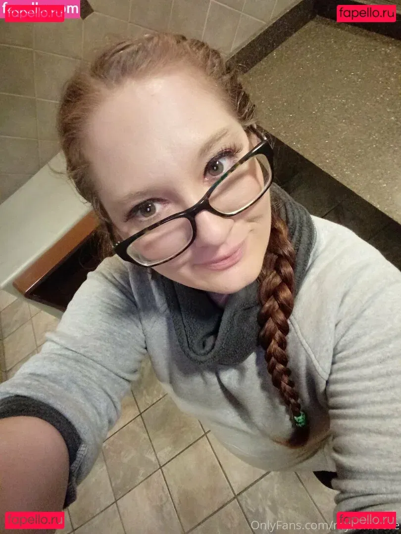 myliemoore Onlyfans Photo Gallery 