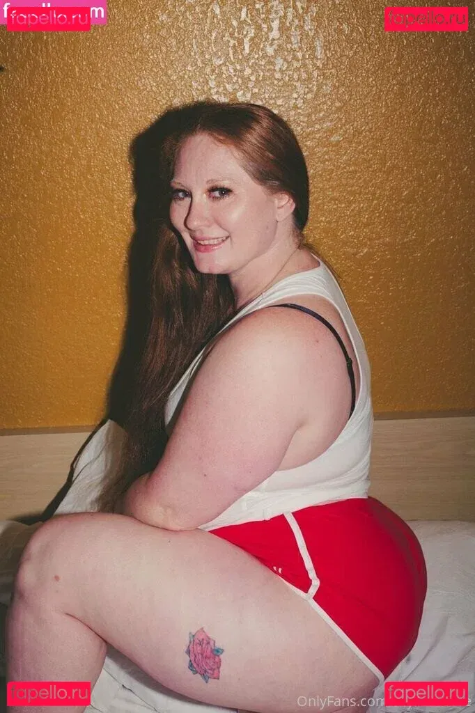 myliemoore Onlyfans Photo Gallery 