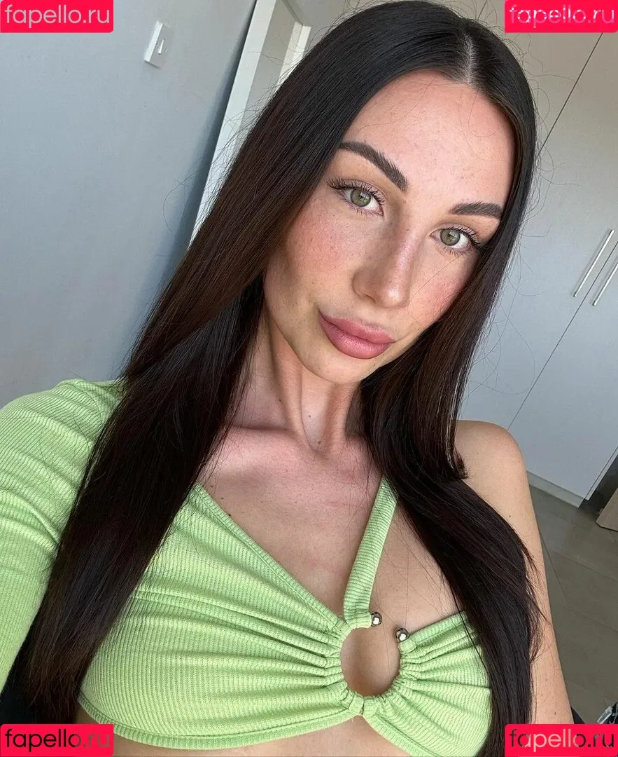 Alison Onlyfans Photo Gallery 