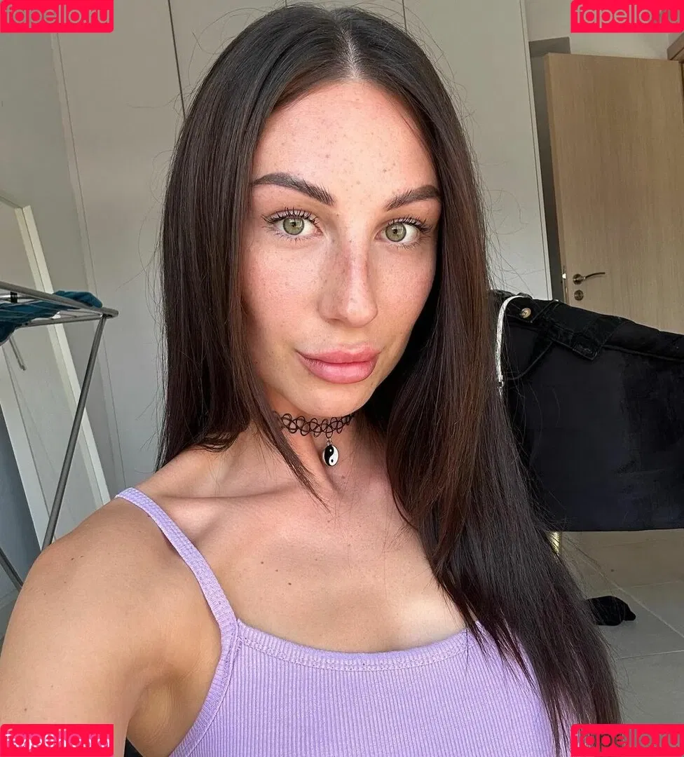 Alison Onlyfans Photo Gallery 