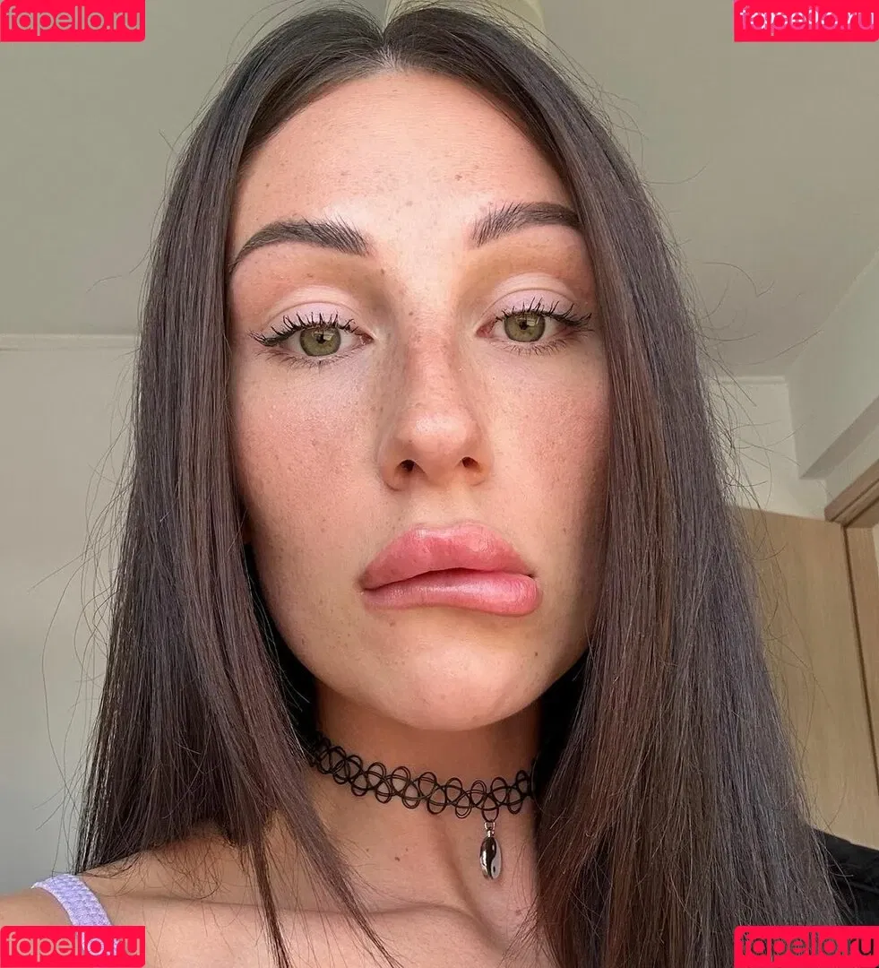 Alison Onlyfans Photo Gallery 