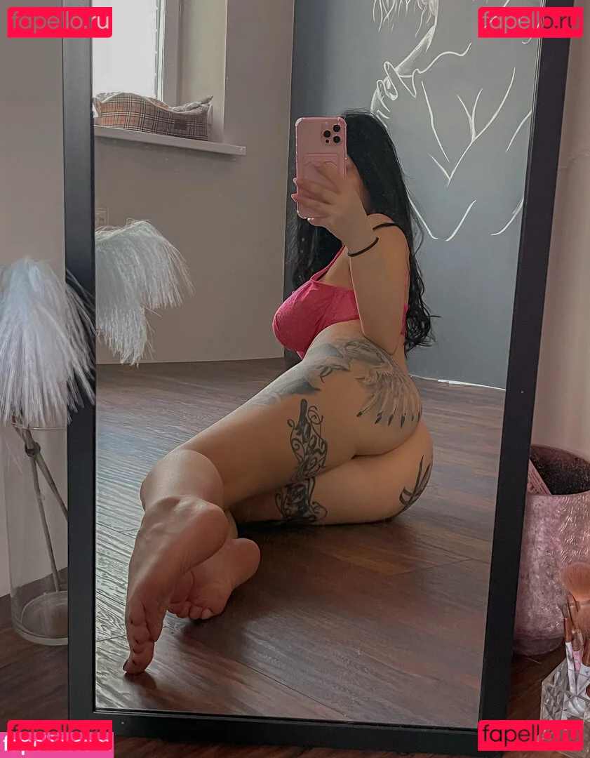 Julia Cher Alias Julia Connors Onlyfans Photo Gallery 