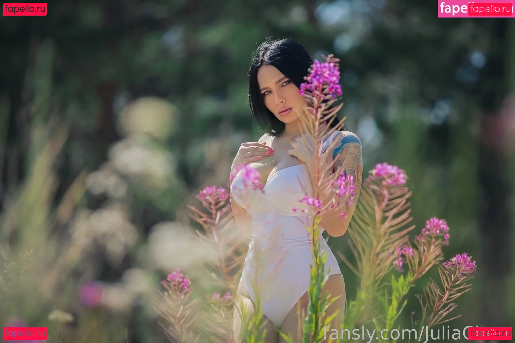 Julia Cher Alias Julia Connors Onlyfans Photo Gallery 