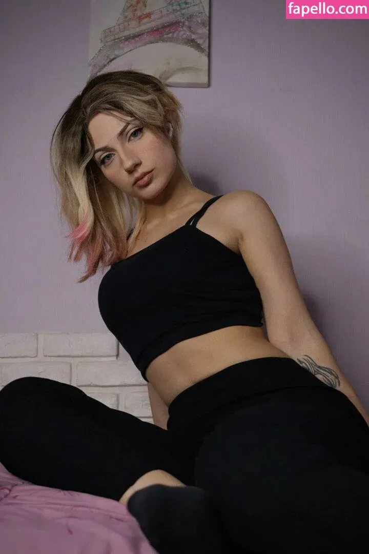 Kasumi_sen Onlyfans Photo Gallery 