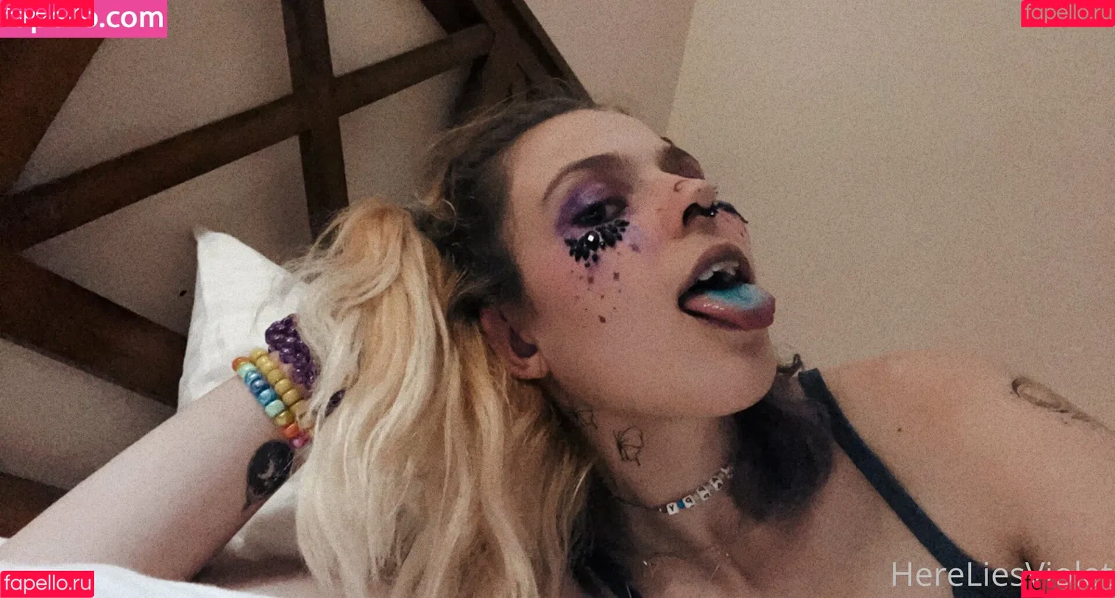 hereliesviolet Onlyfans Photo Gallery 