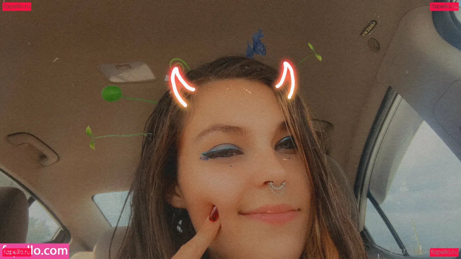 hereliesviolet Onlyfans Photo Gallery 