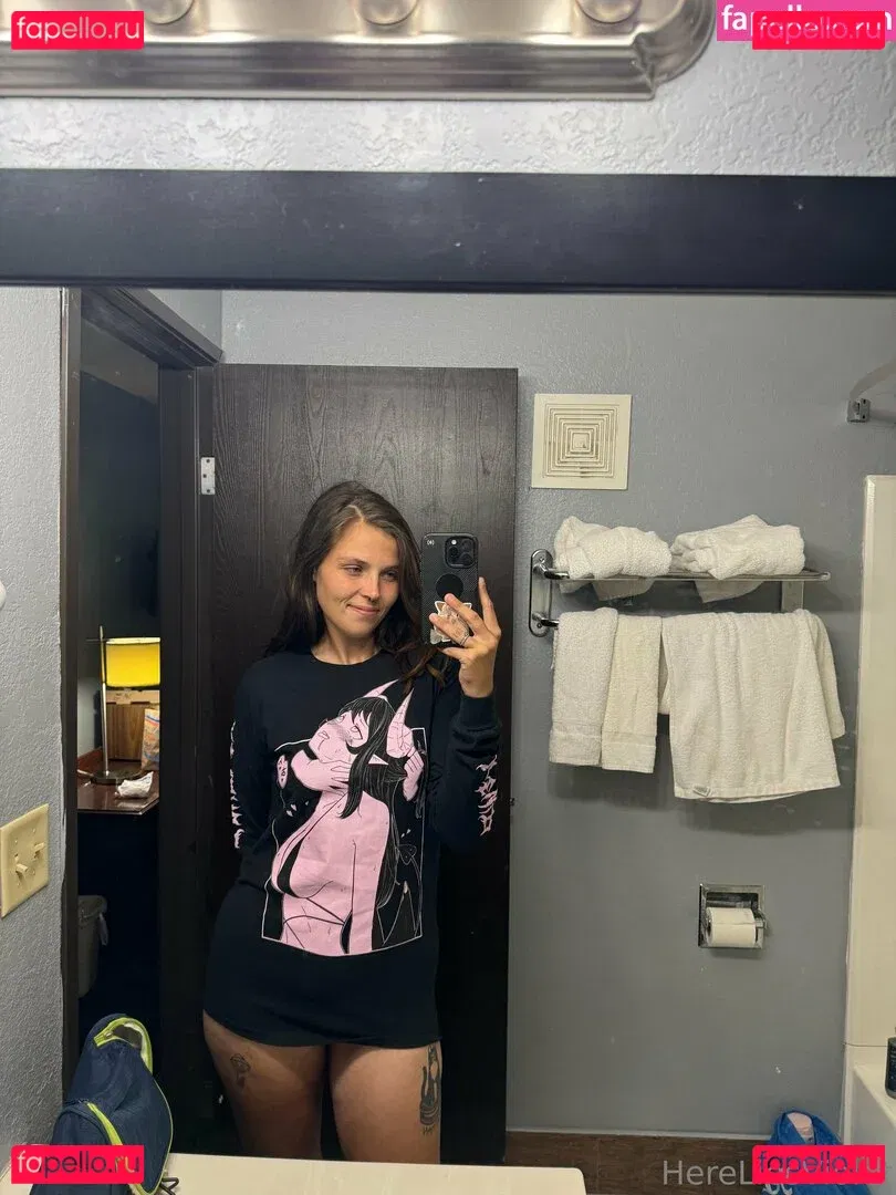 hereliesviolet Onlyfans Photo Gallery 