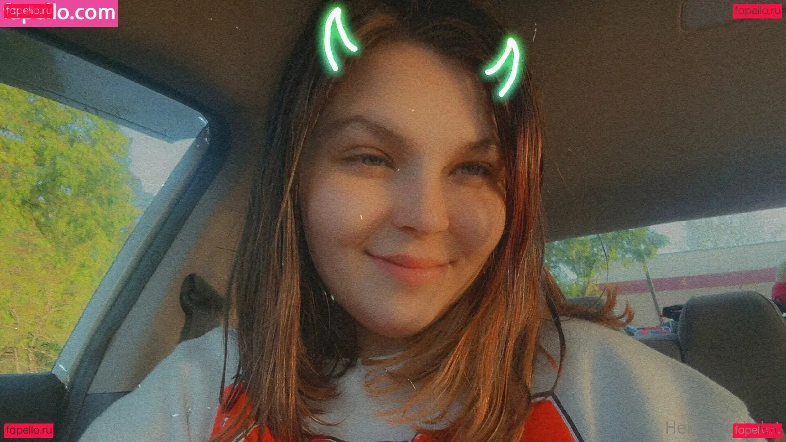 hereliesviolet Onlyfans Photo Gallery 