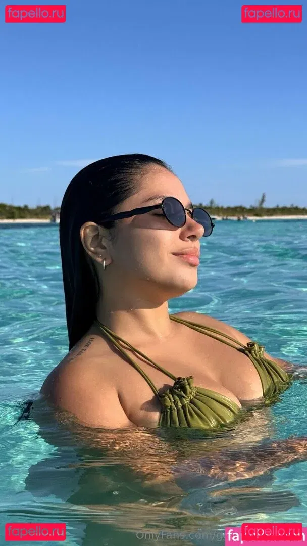 goddessmiah16 Onlyfans Photo Gallery 