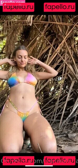 leilawaterfalls Onlyfans Photo Gallery 