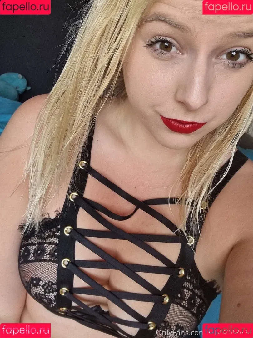 blondigirlll Onlyfans Photo Gallery 