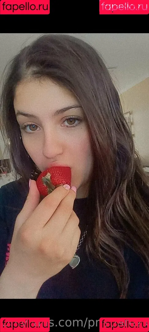 prisuarezx Onlyfans Photo Gallery 