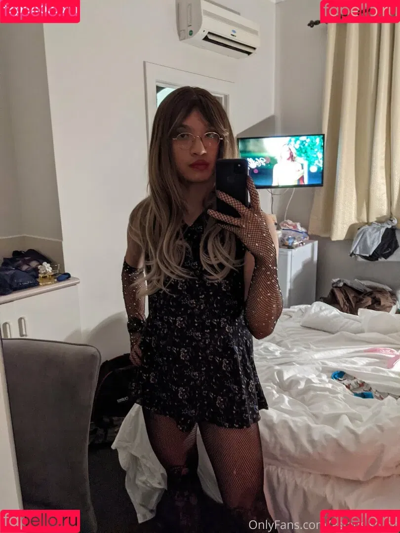 asiansissycd Onlyfans Photo Gallery 