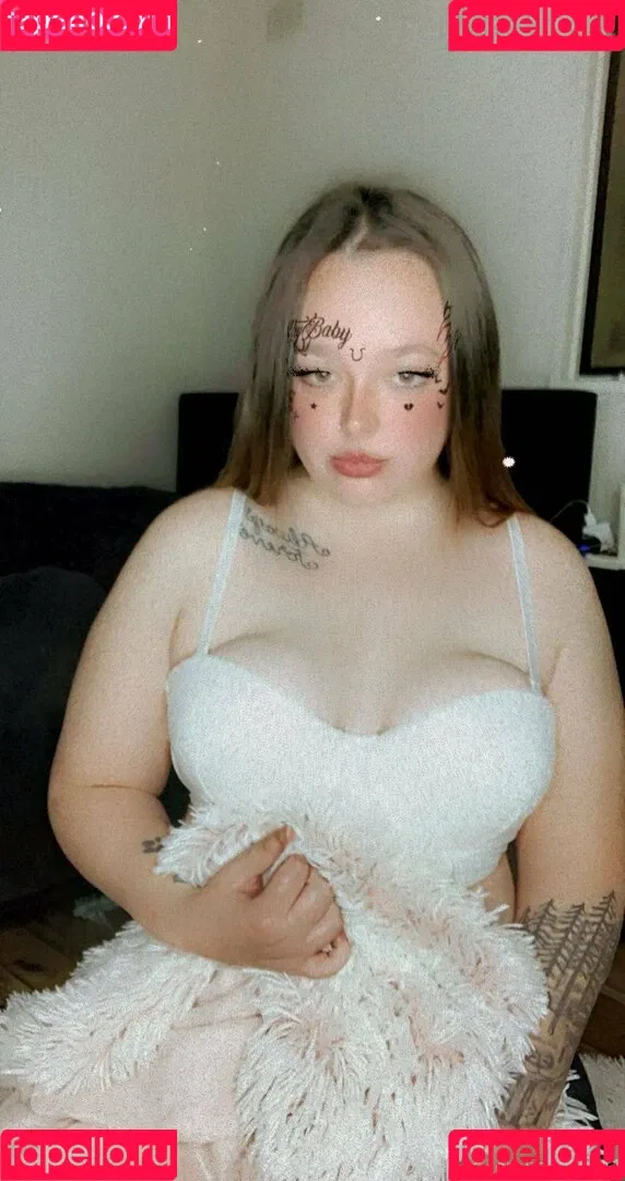 raebabe11 Onlyfans Photo Gallery 