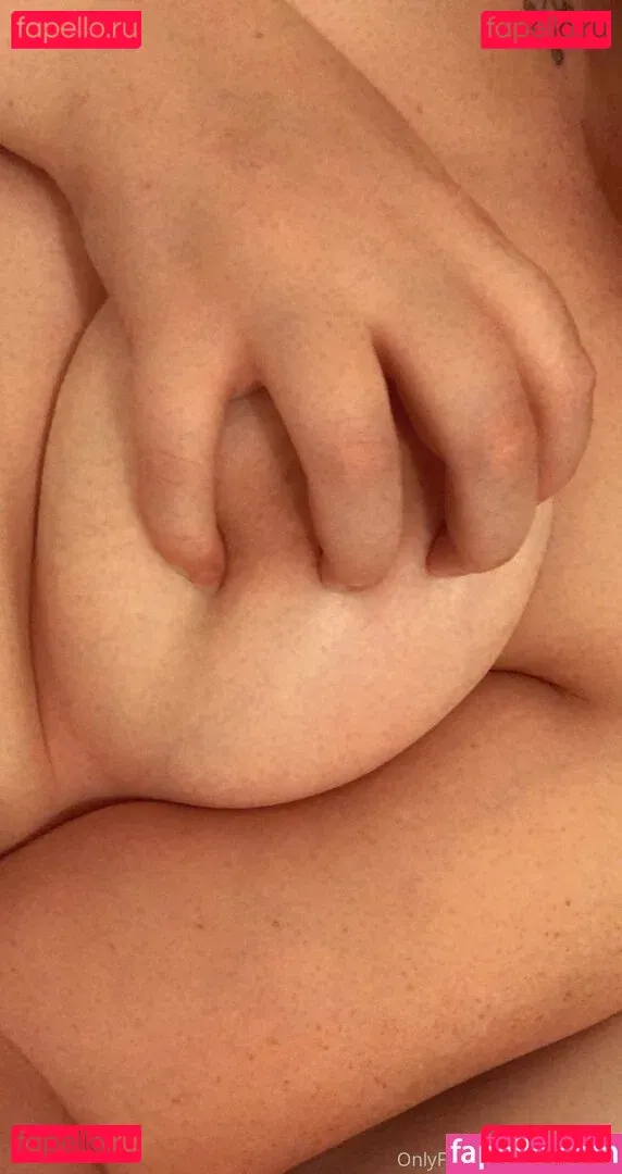 raebabe11 Onlyfans Photo Gallery 