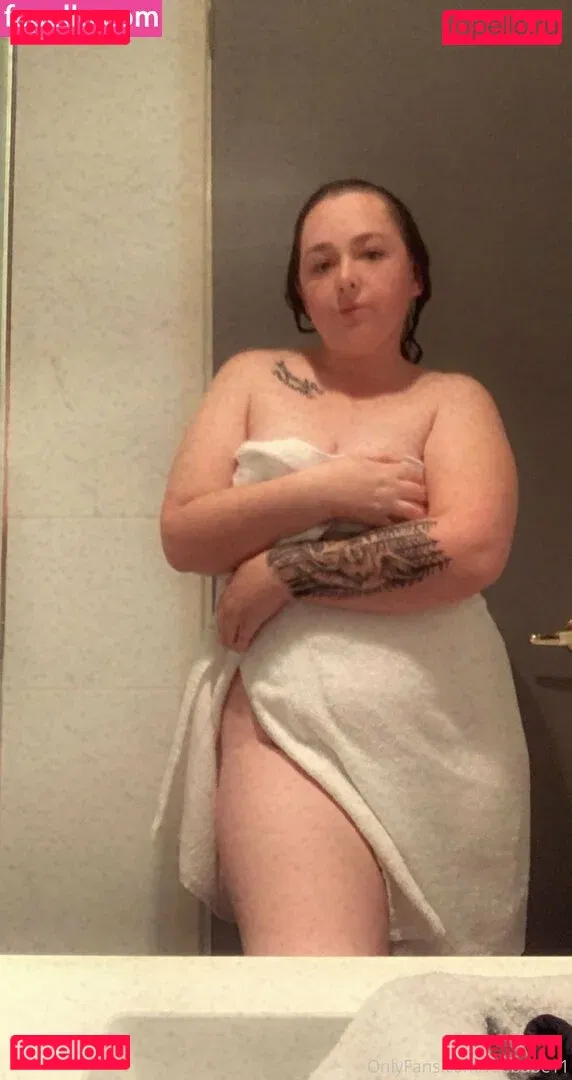 raebabe11 Onlyfans Photo Gallery 