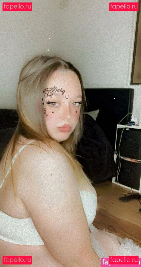 raebabe11 Onlyfans Photo Gallery 