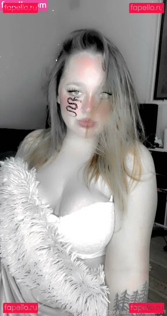 raebabe11 Onlyfans Photo Gallery 