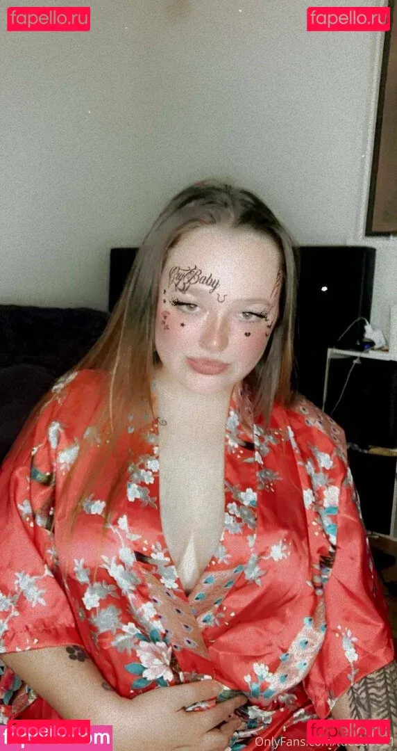 raebabe11 Onlyfans Photo Gallery 