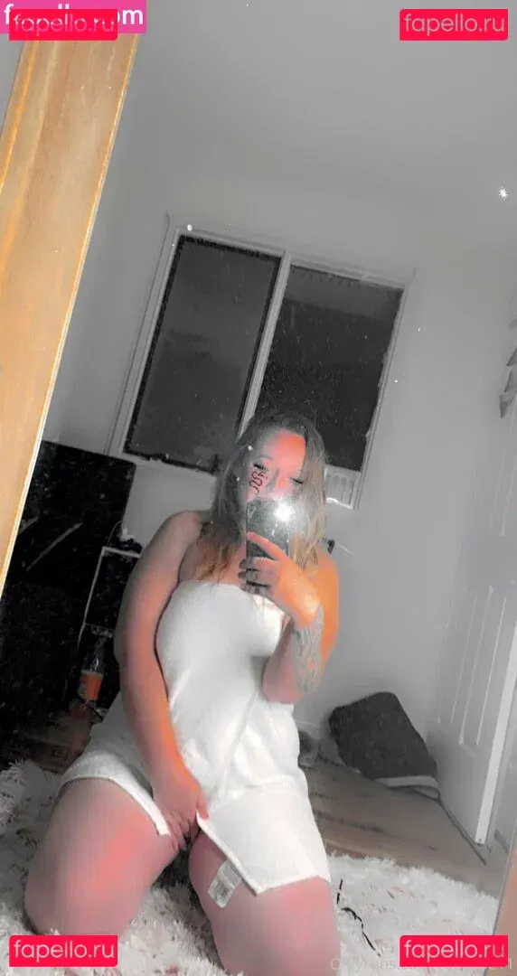 raebabe11 Onlyfans Photo Gallery 