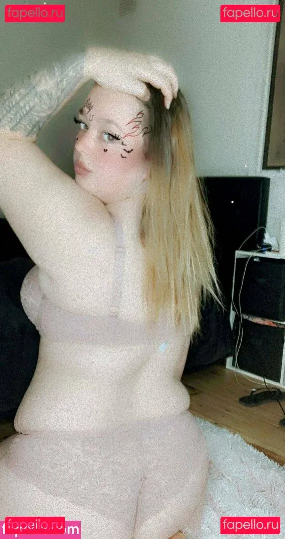 raebabe11 Onlyfans Photo Gallery 