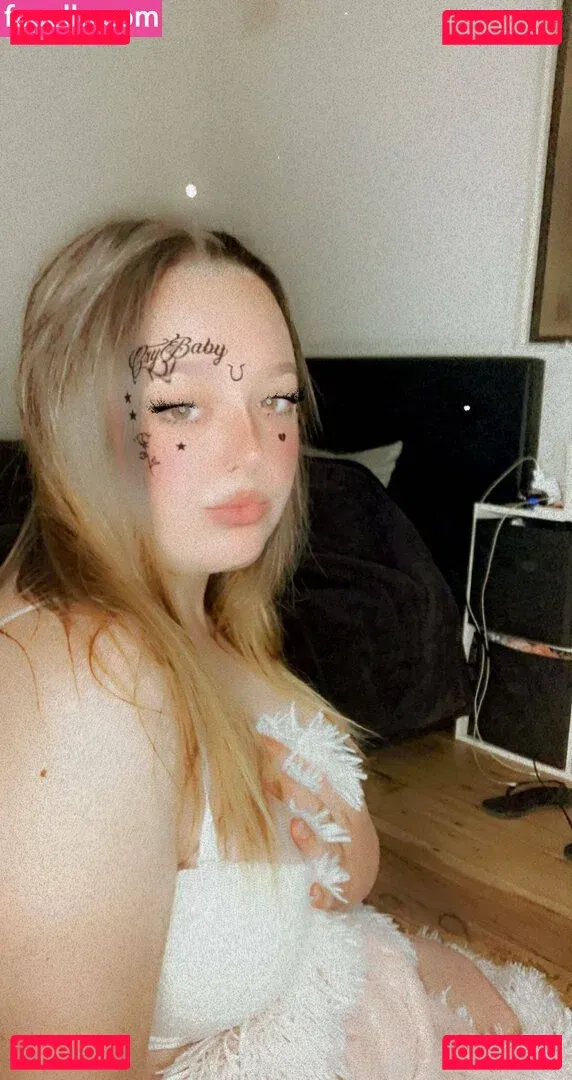 raebabe11 Onlyfans Photo Gallery 