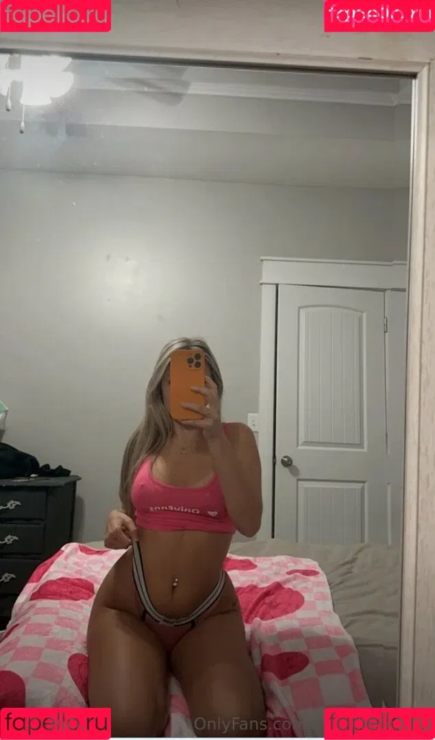 carolinecolston Onlyfans Photo Gallery 