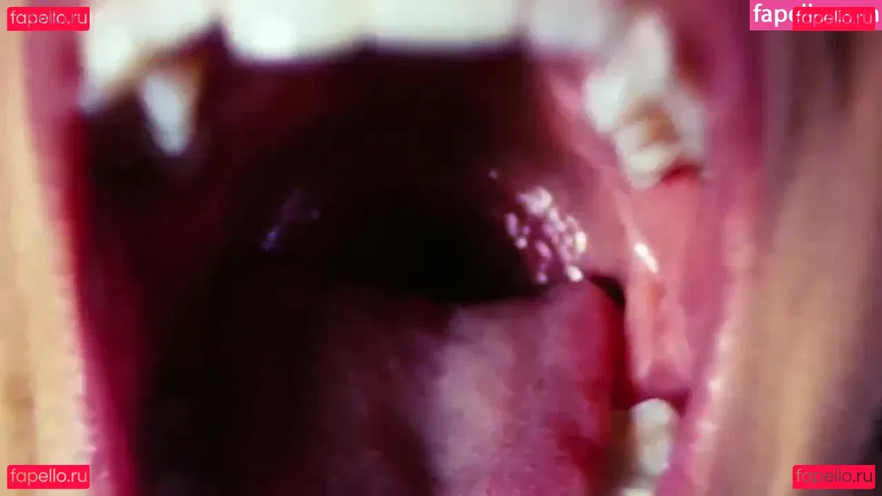 Jenny McCarthy Onlyfans Photo Gallery 