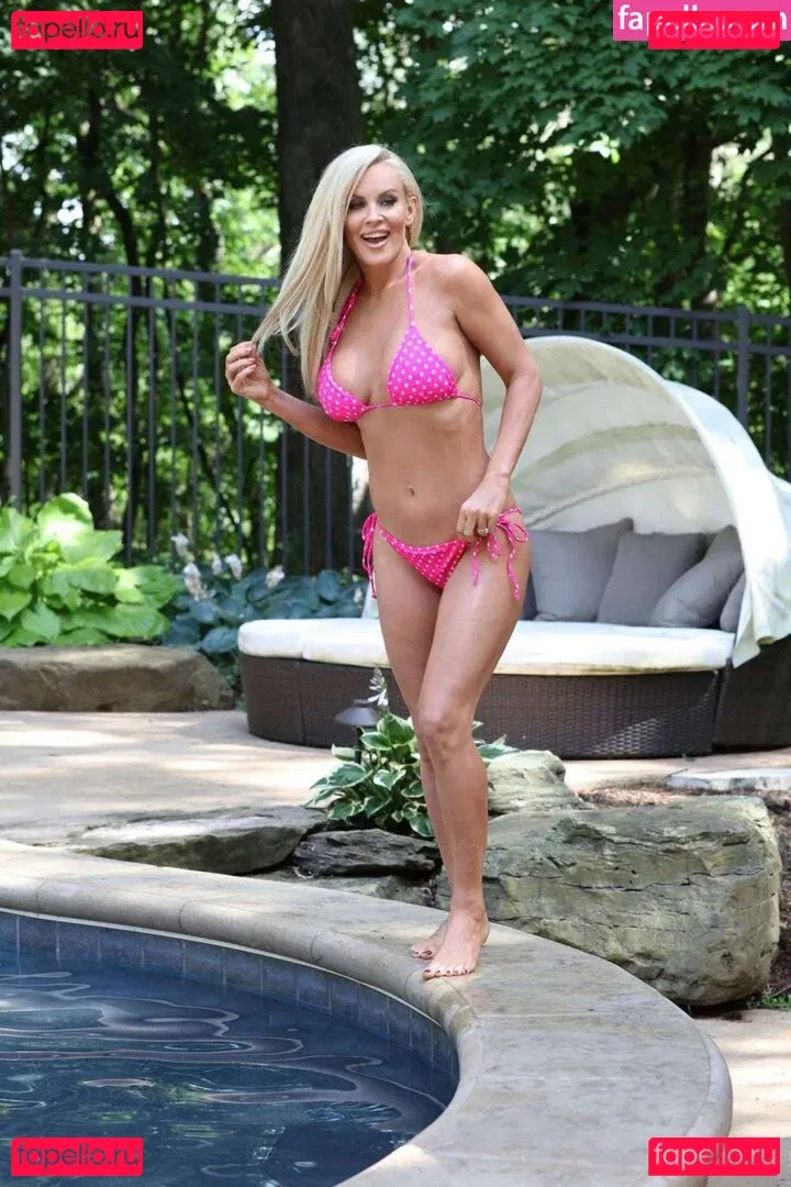 Jenny McCarthy Onlyfans Photo Gallery 