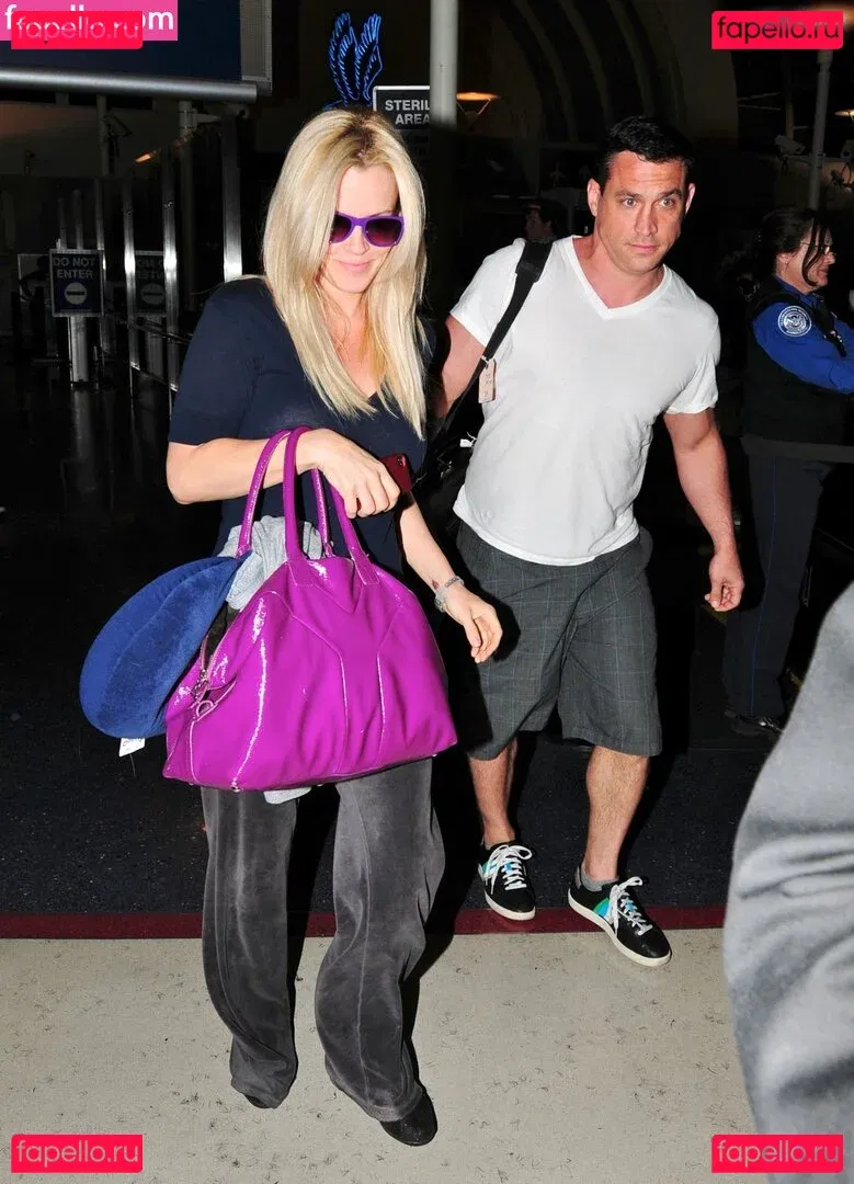 Jenny McCarthy Onlyfans Photo Gallery 