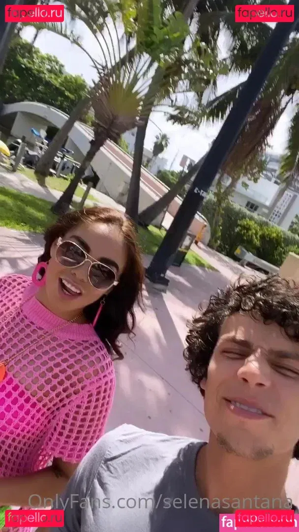 Selenasantana Onlyfans Photo Gallery 