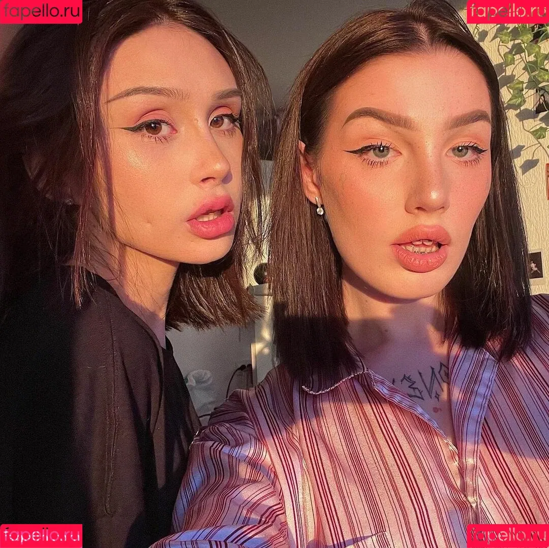 Amy Split Onlyfans Photo Gallery 