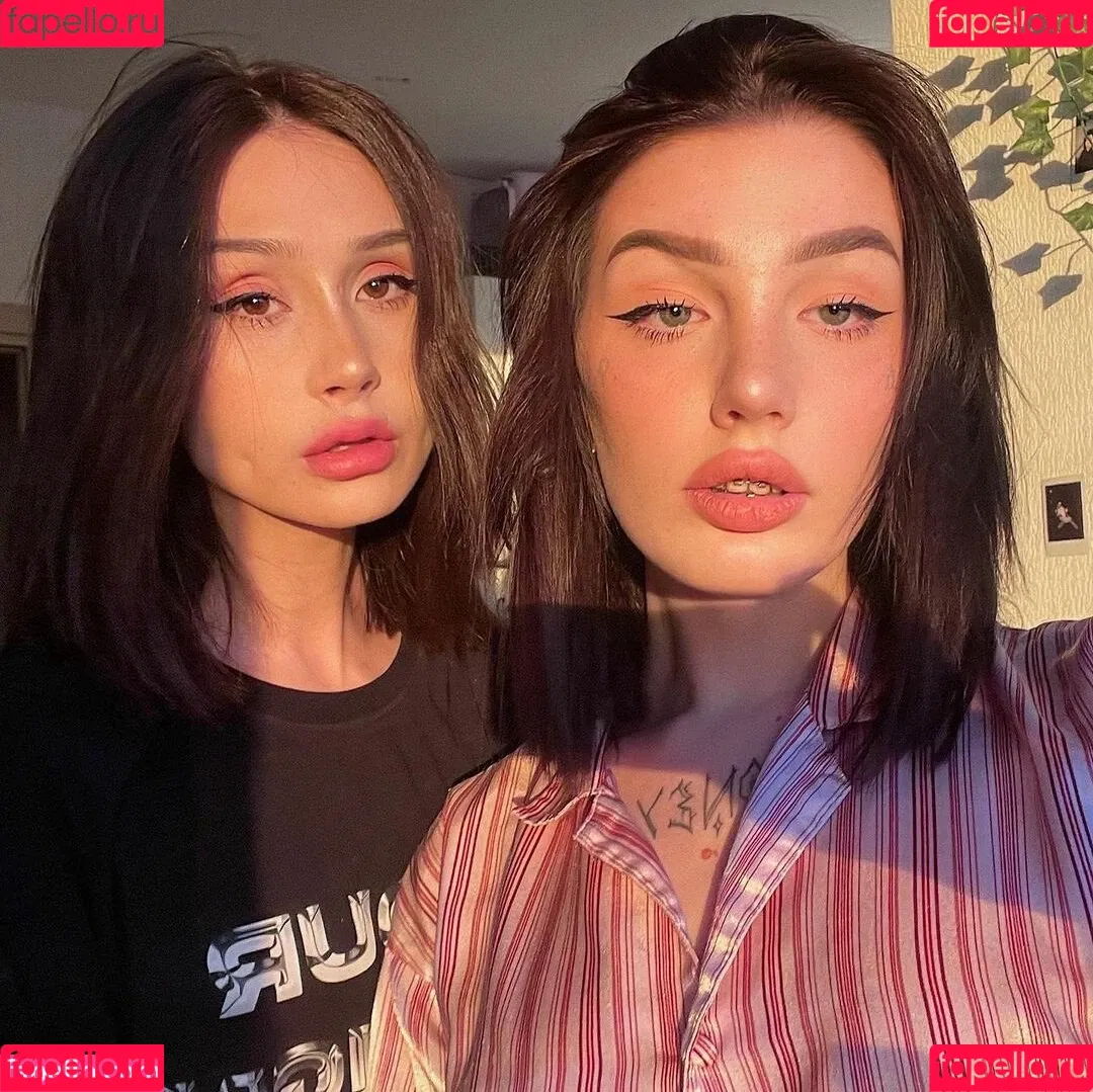 Amy Split Onlyfans Photo Gallery 