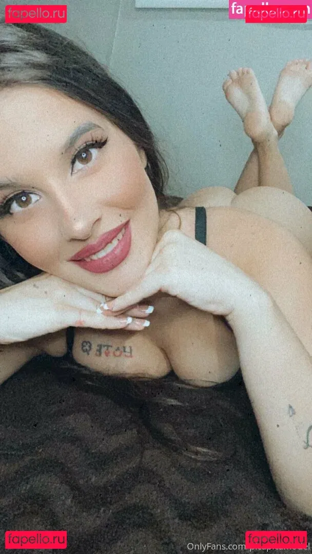 picapicamodel Onlyfans Photo Gallery 