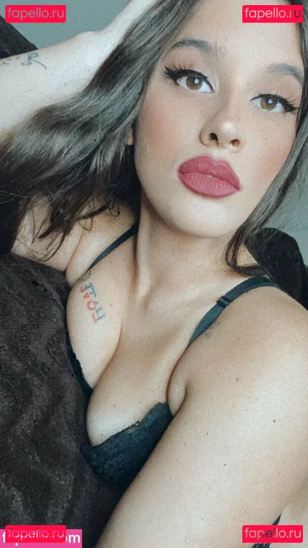 picapicamodel Onlyfans Photo Gallery 