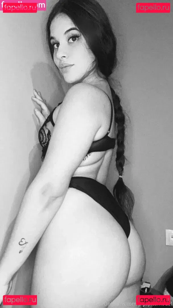 picapicamodel Onlyfans Photo Gallery 