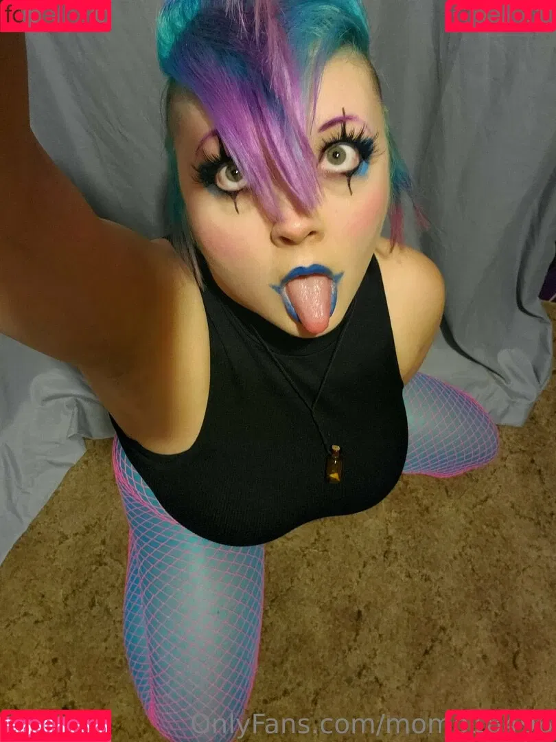 momo18496 Onlyfans Photo Gallery 