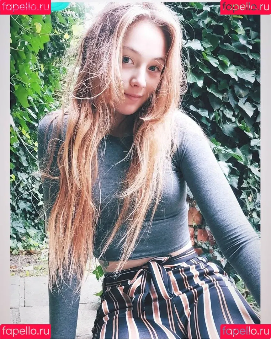 sleepyvegan Onlyfans Photo Gallery 