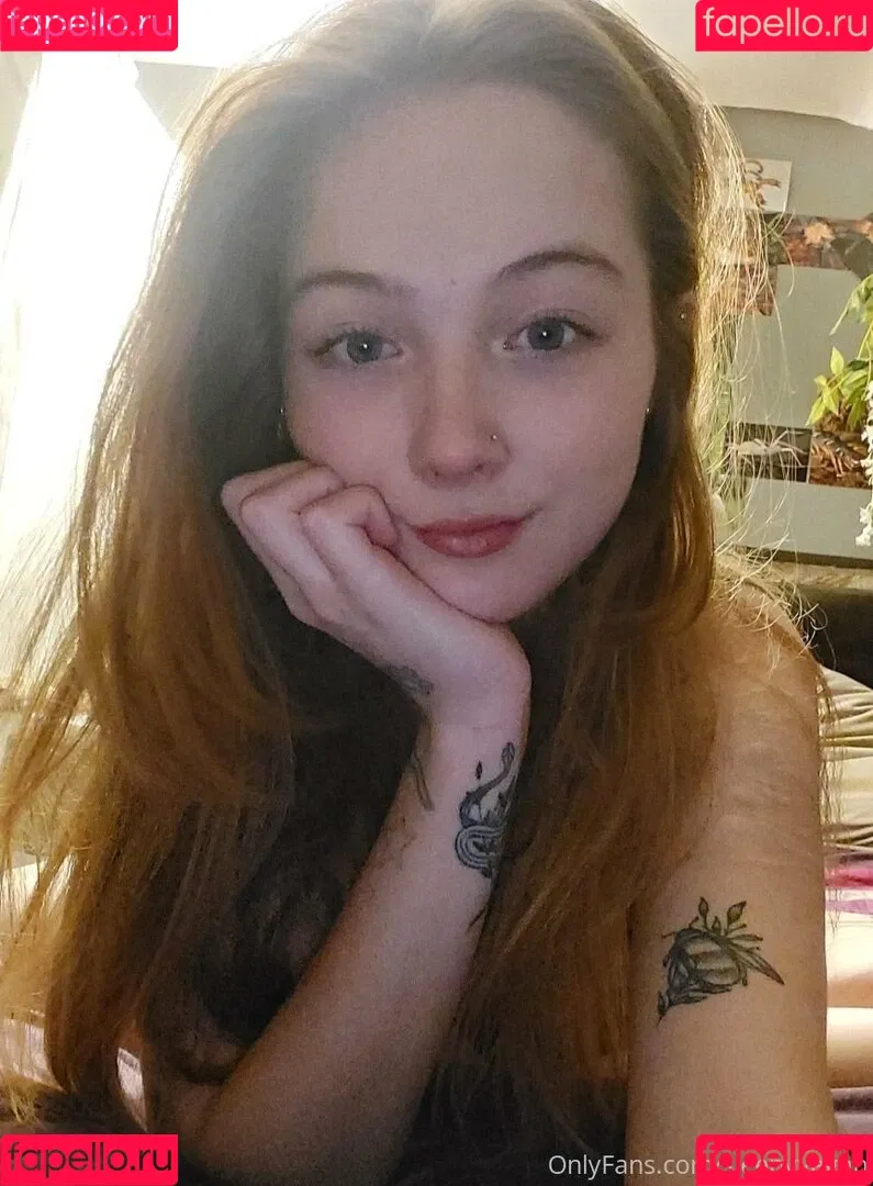 sleepyvegan Onlyfans Photo Gallery 