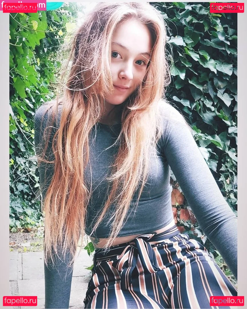 sleepyvegan Onlyfans Photo Gallery 