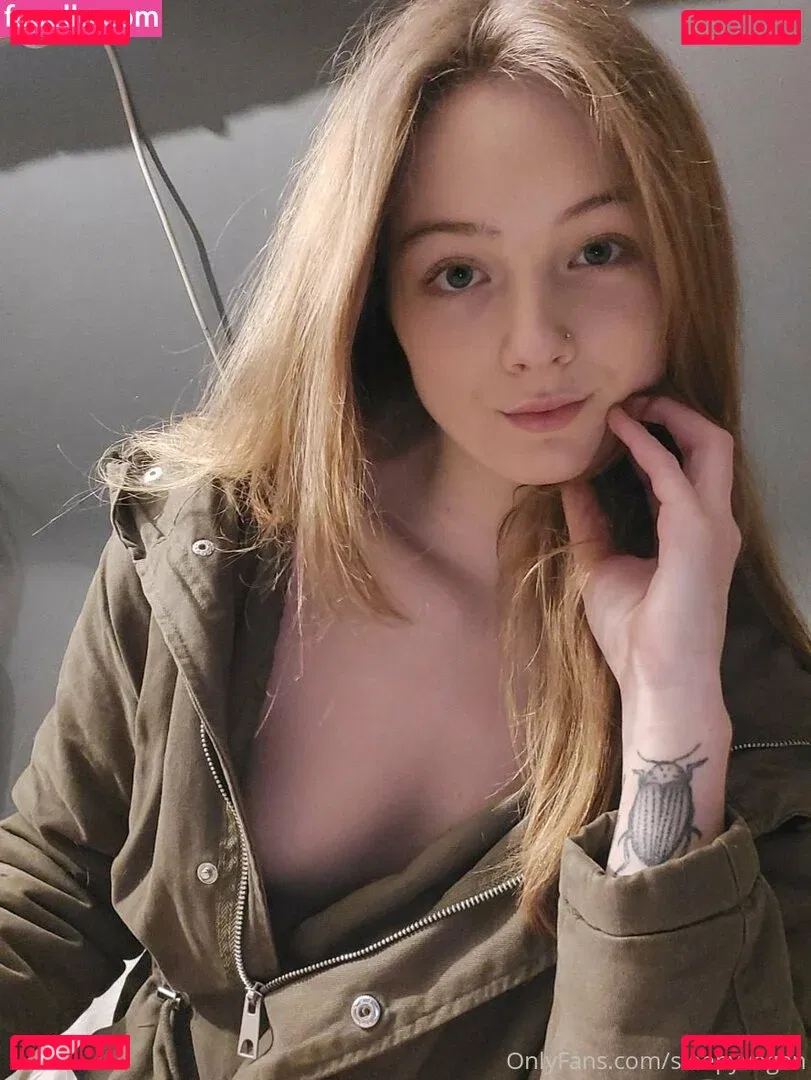 sleepyvegan Onlyfans Photo Gallery 