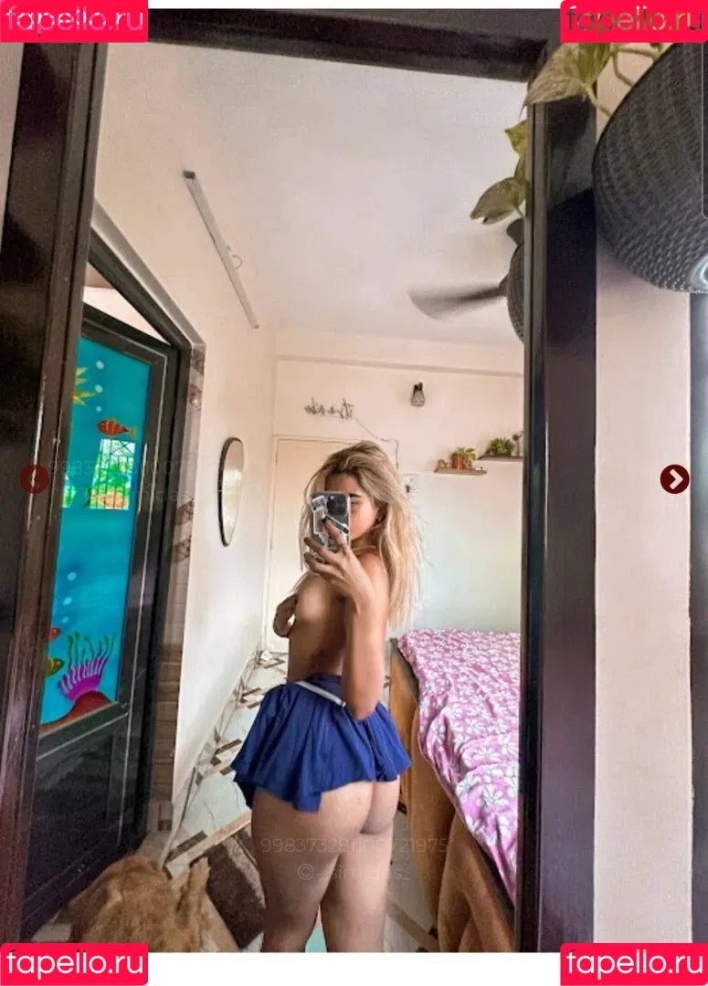 Simi Das Onlyfans Photo Gallery 