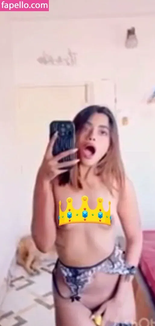 Simi Das Onlyfans Photo Gallery 